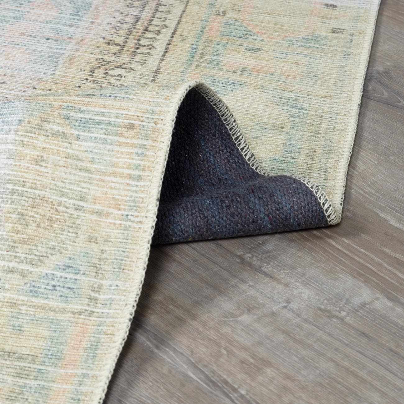 Baloy Vintage Washable Rug - TheBOX