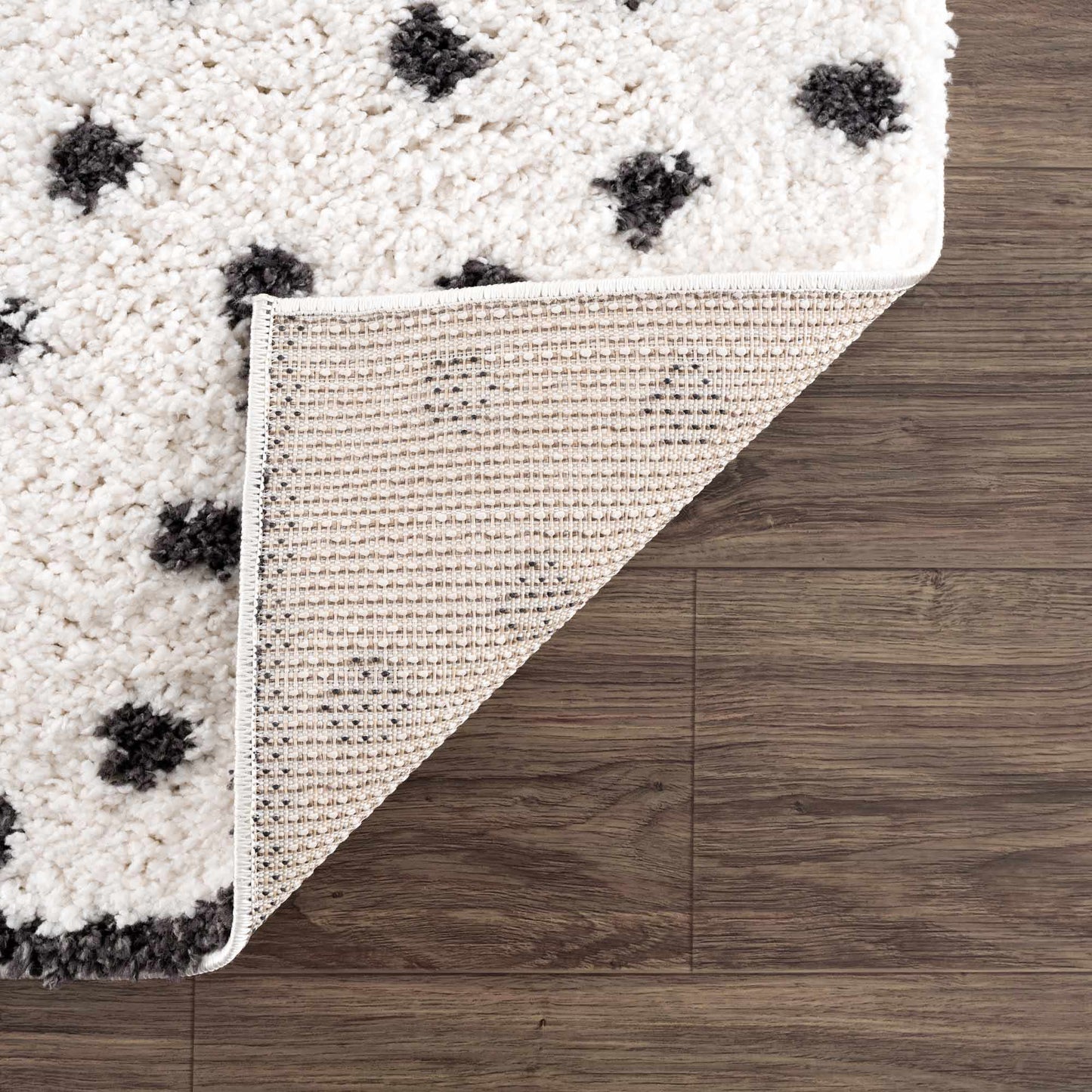 Chaia Dotted Black & White Plush Rug - TheBOX