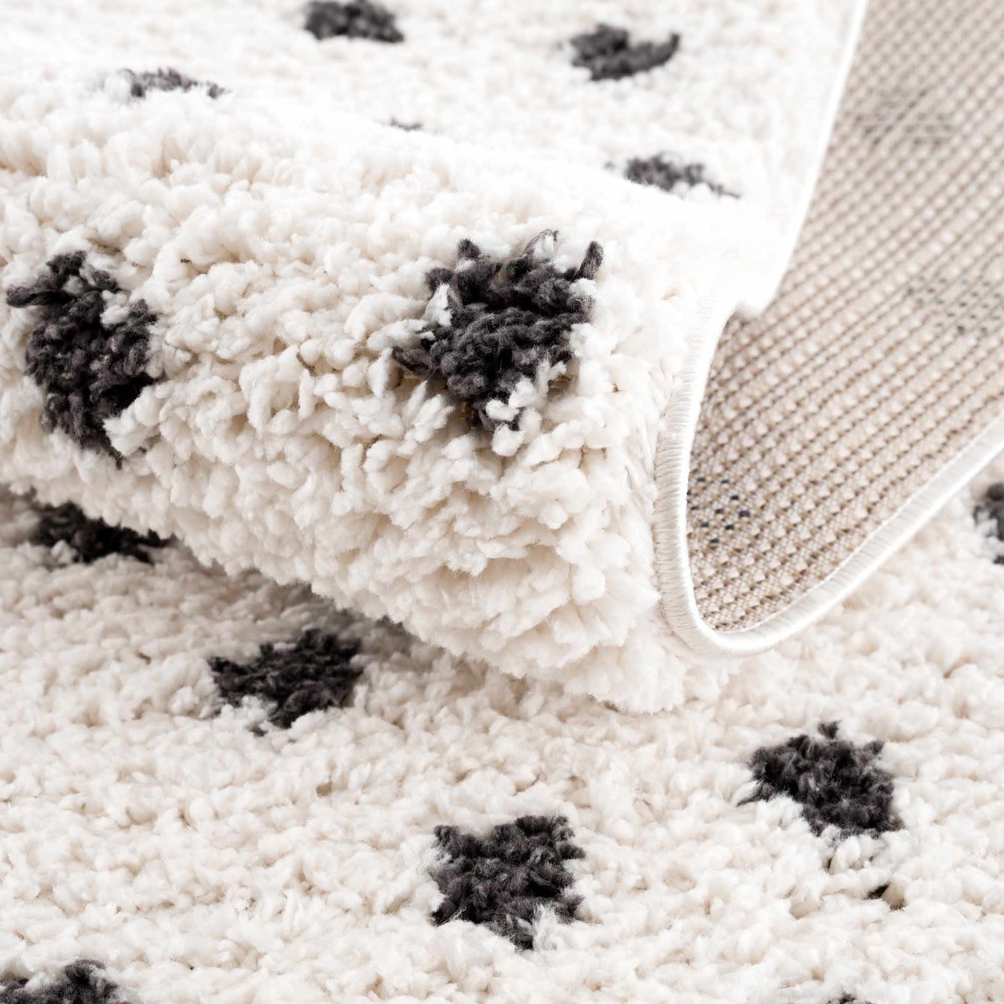 Chaia Dotted Black & White Plush Rug - TheBOX