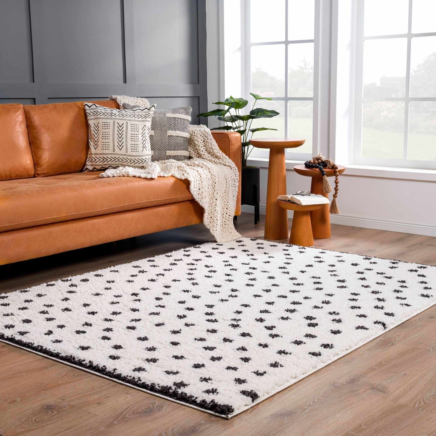 Chaia Dotted Black & White Plush Rug - TheBOX