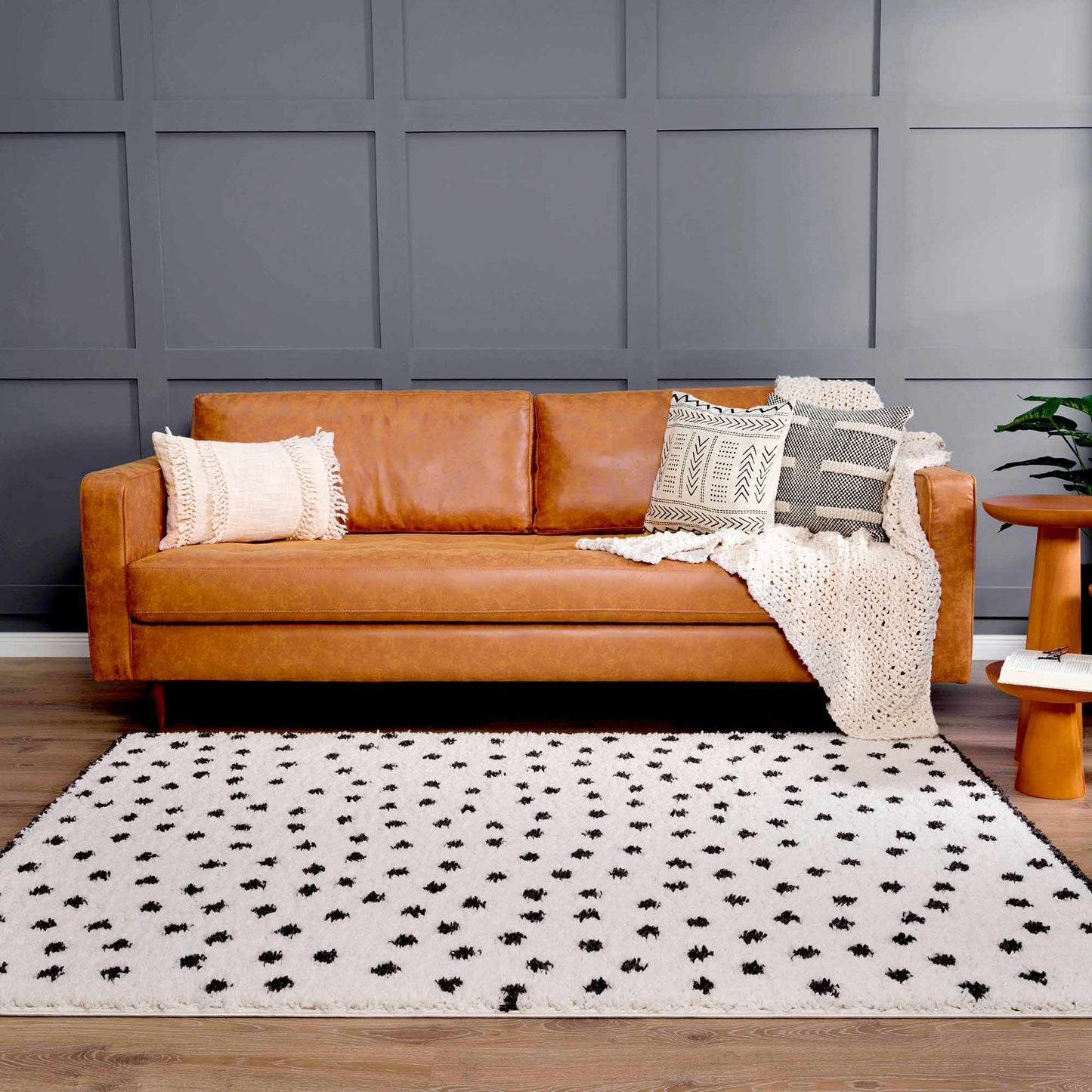 Chaia Dotted Black & White Plush Rug - TheBOX