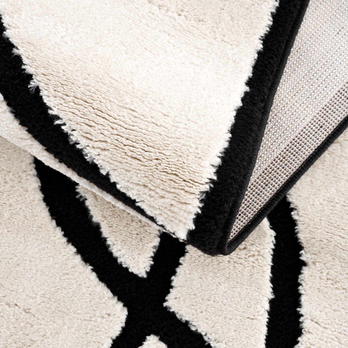 Azana Black & White Area Rug - TheBOX