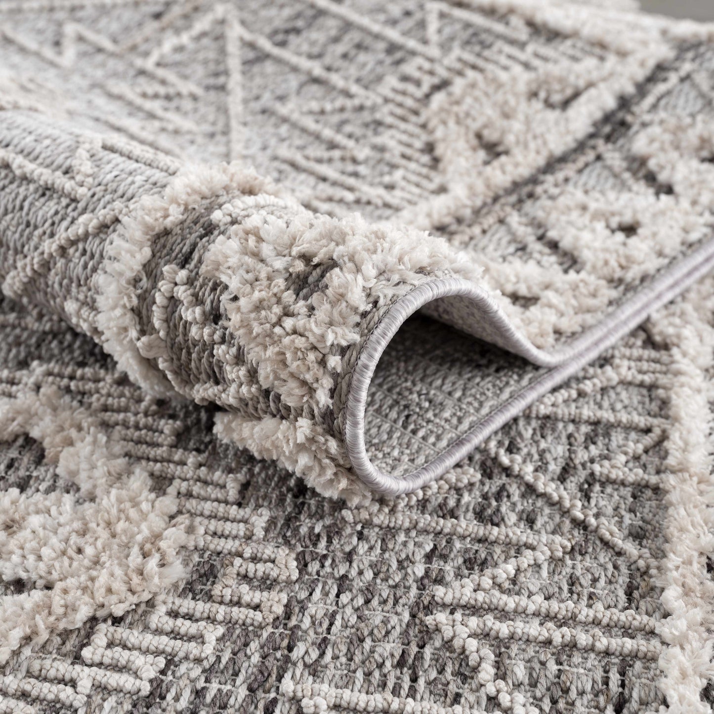 Agoo High-Low Pile Rustic Rug - TheBOX