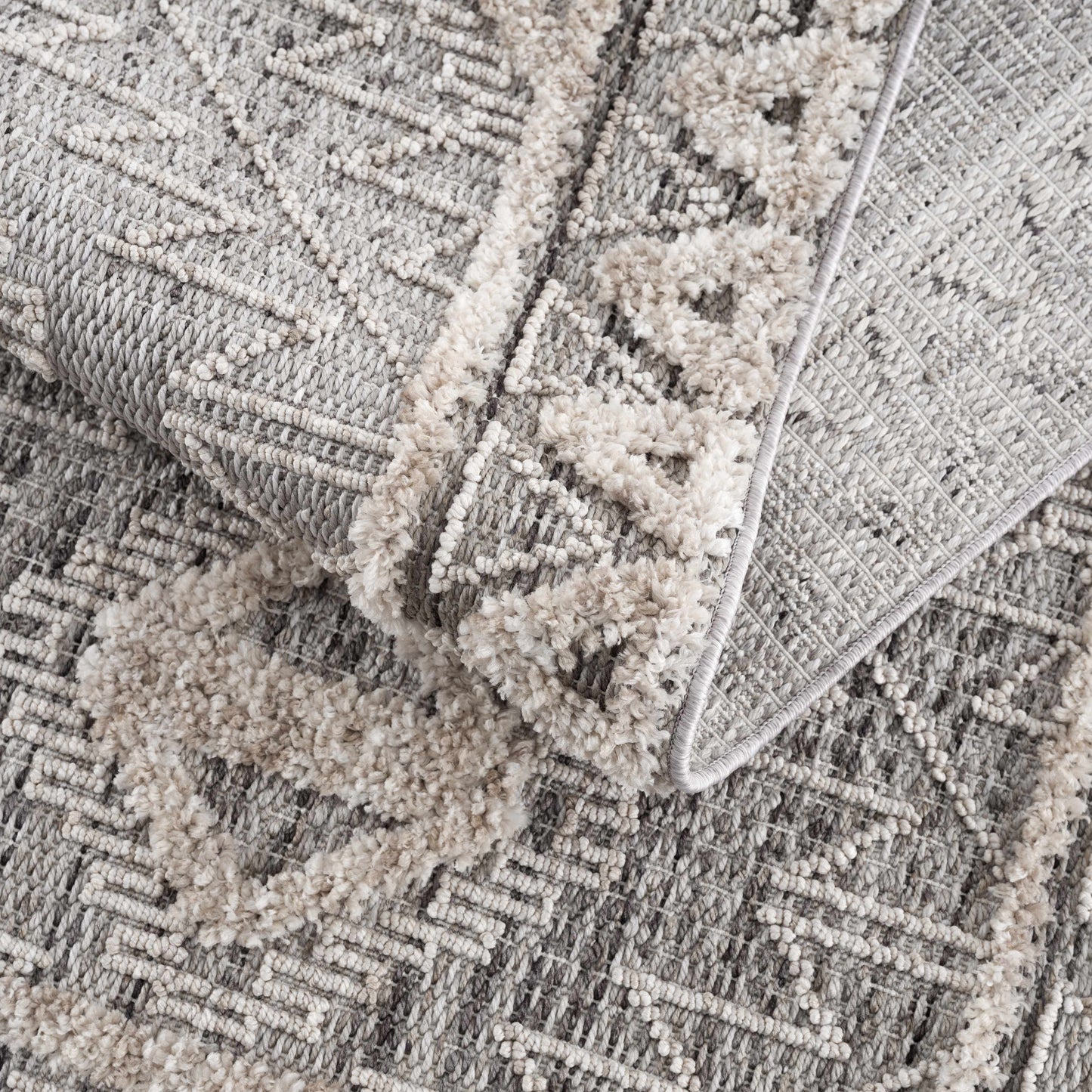 Agoo High-Low Pile Rustic Rug - TheBOX