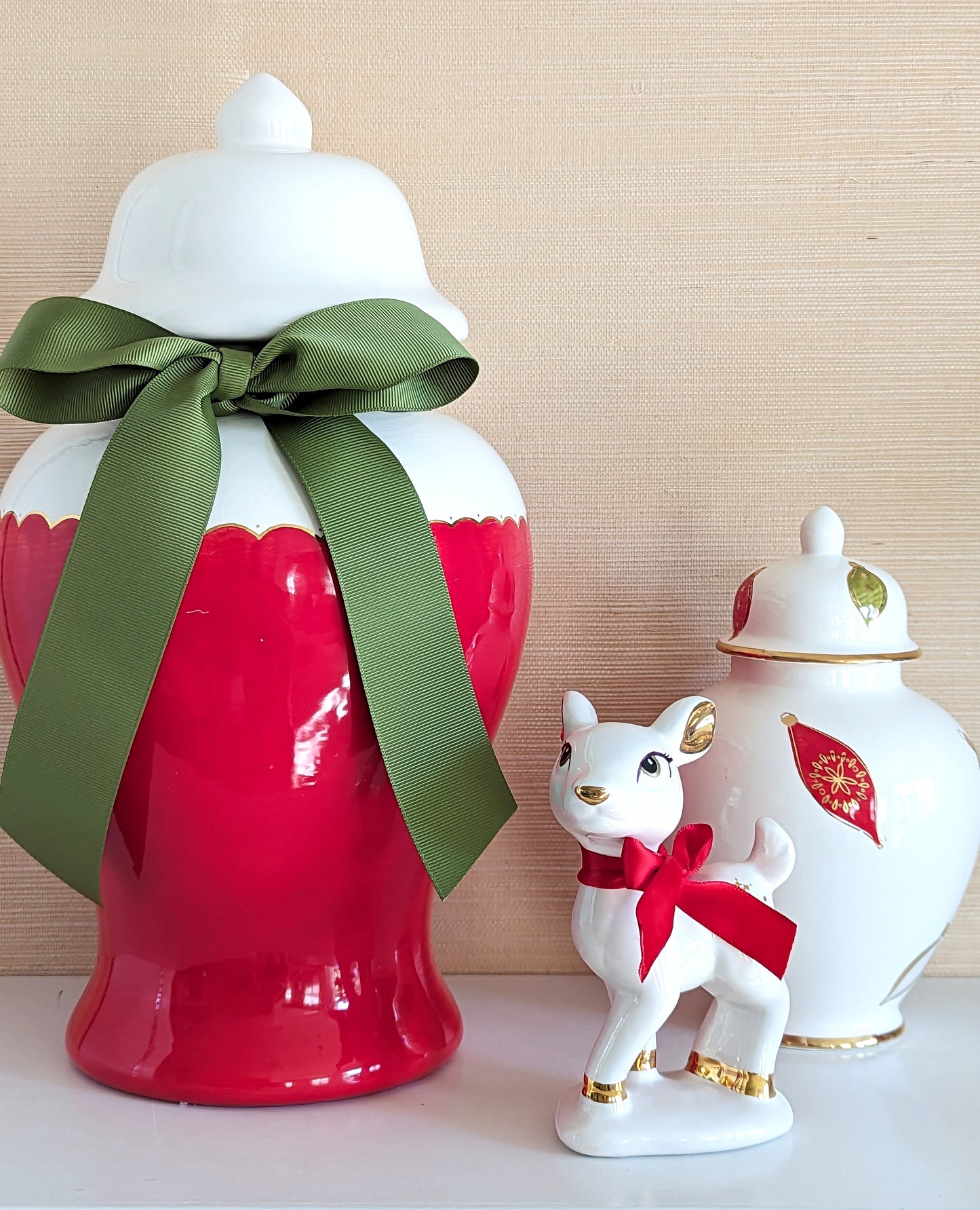 Scallop Color Block Ginger Jars in Holiday Red - TheBOX