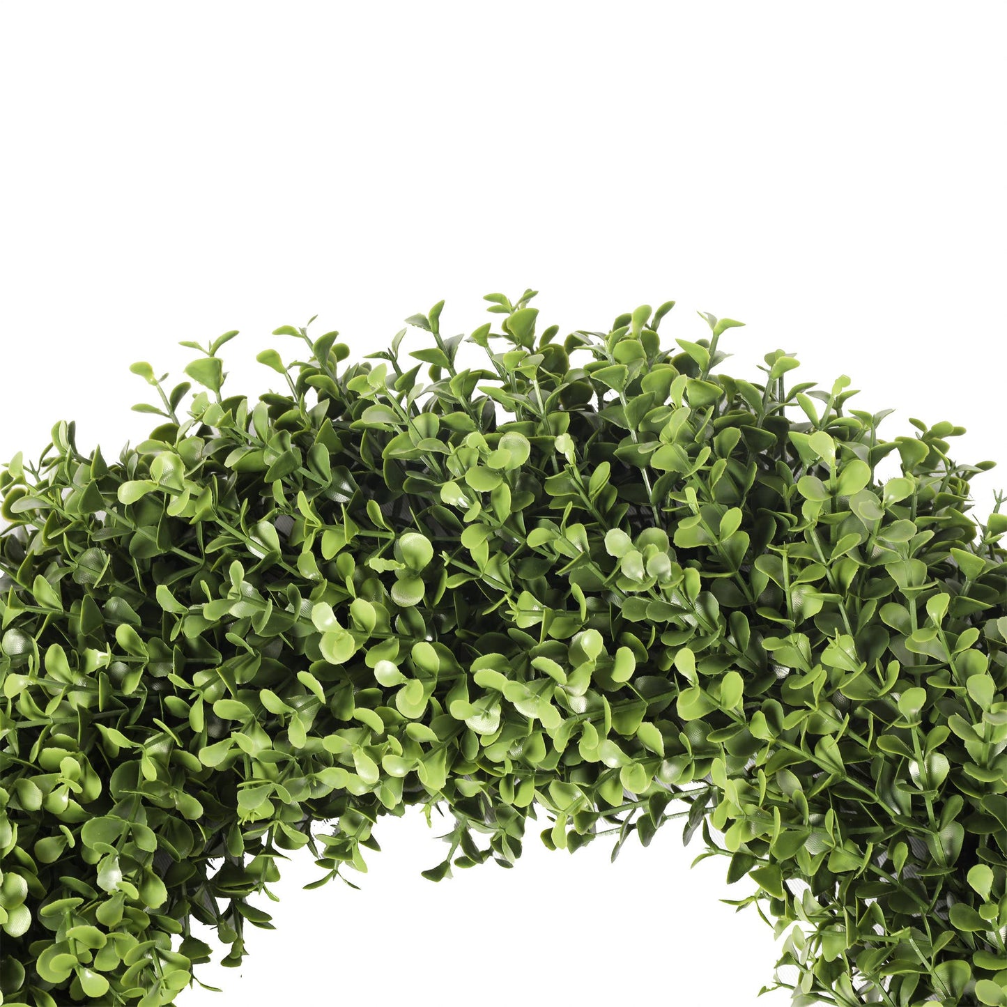 UV Boxwood Round Wreath 17.5 Inch - TheBOX