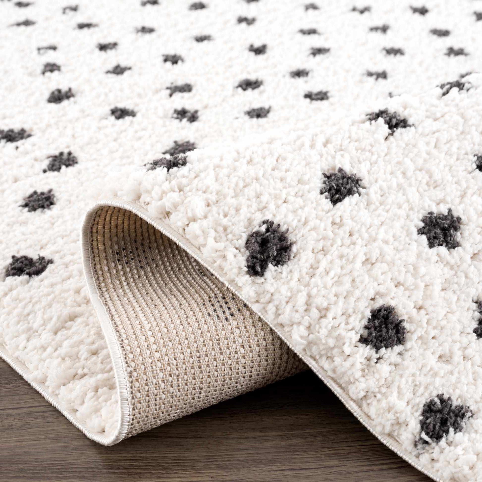 Chaia Dotted Black & White Plush Rug - TheBOX
