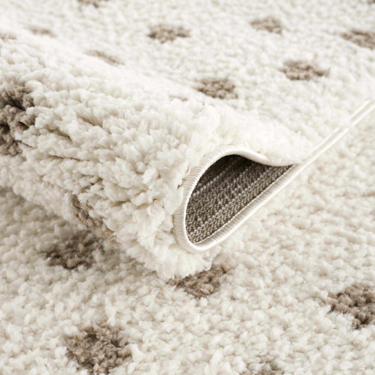 Chaia Dotted Cream & Brown Plush Rug - TheBOX