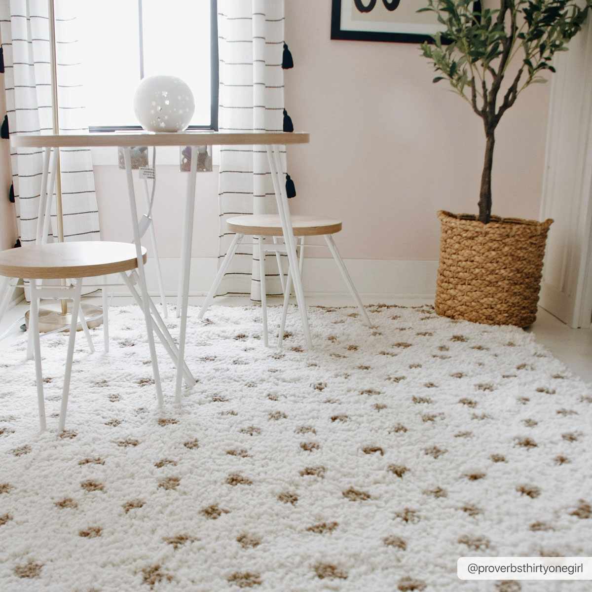 Chaia Dotted Cream & Brown Plush Rug - TheBOX