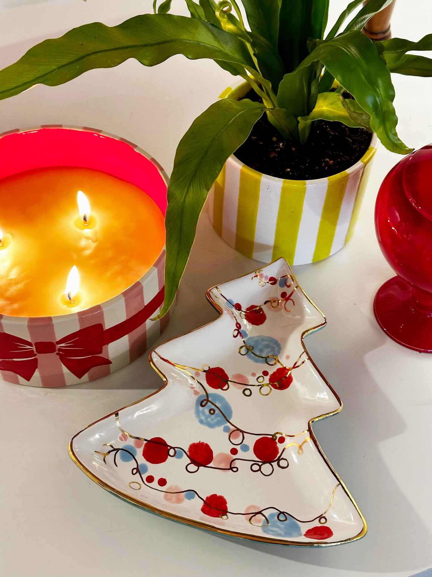Big Top Stripes Handpoured Candle & Vase - TheBOX