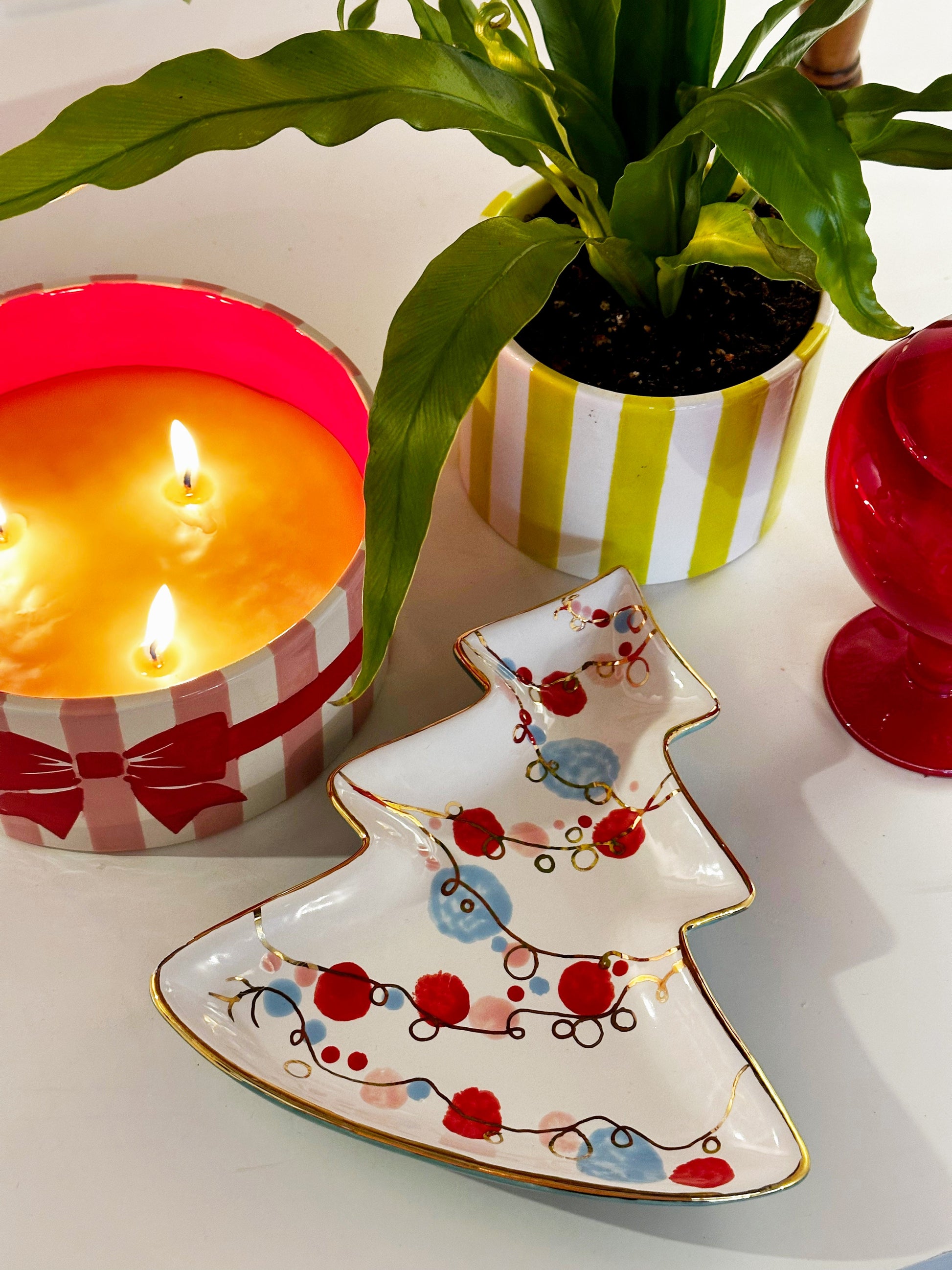 Big Top Stripes Handpoured Candle & Vase - TheBOX