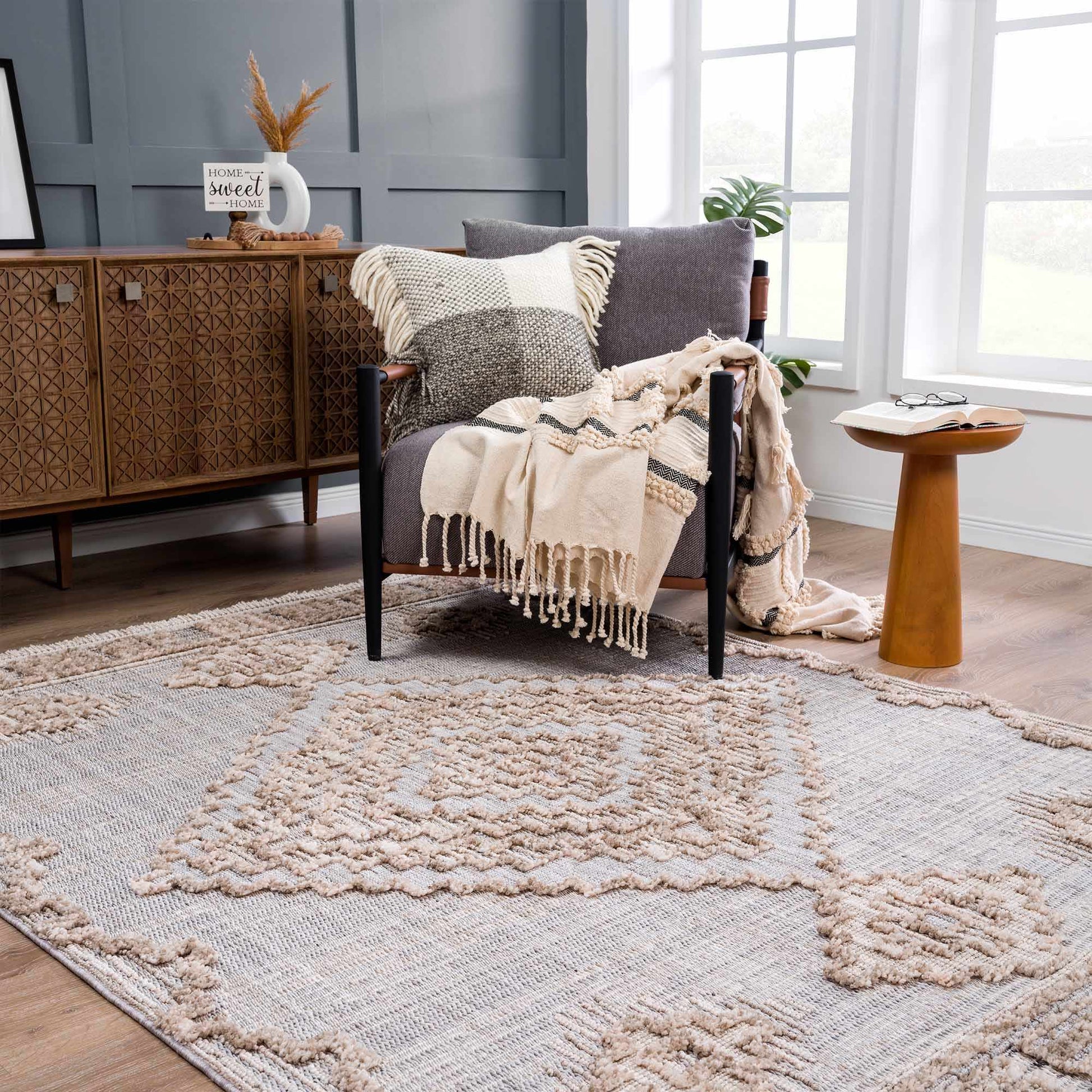 Ampusungan High-Low Rustic Rug - TheBOX
