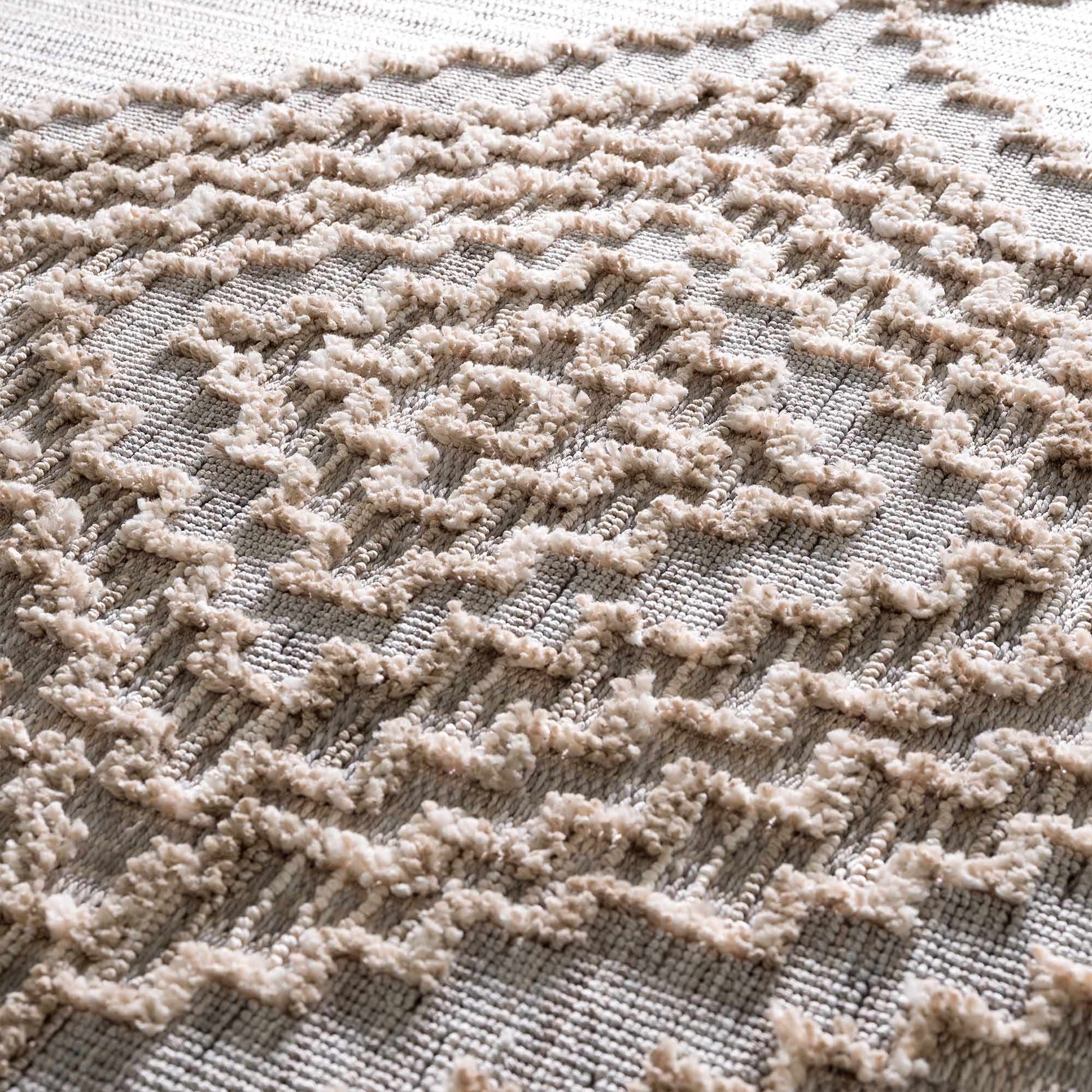 Ampusungan High-Low Rustic Rug - TheBOX