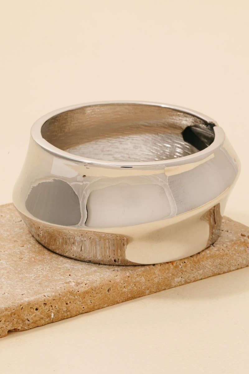 Bold Statement Metal Cuff Bracelet – Gold or Silver - TheBOX