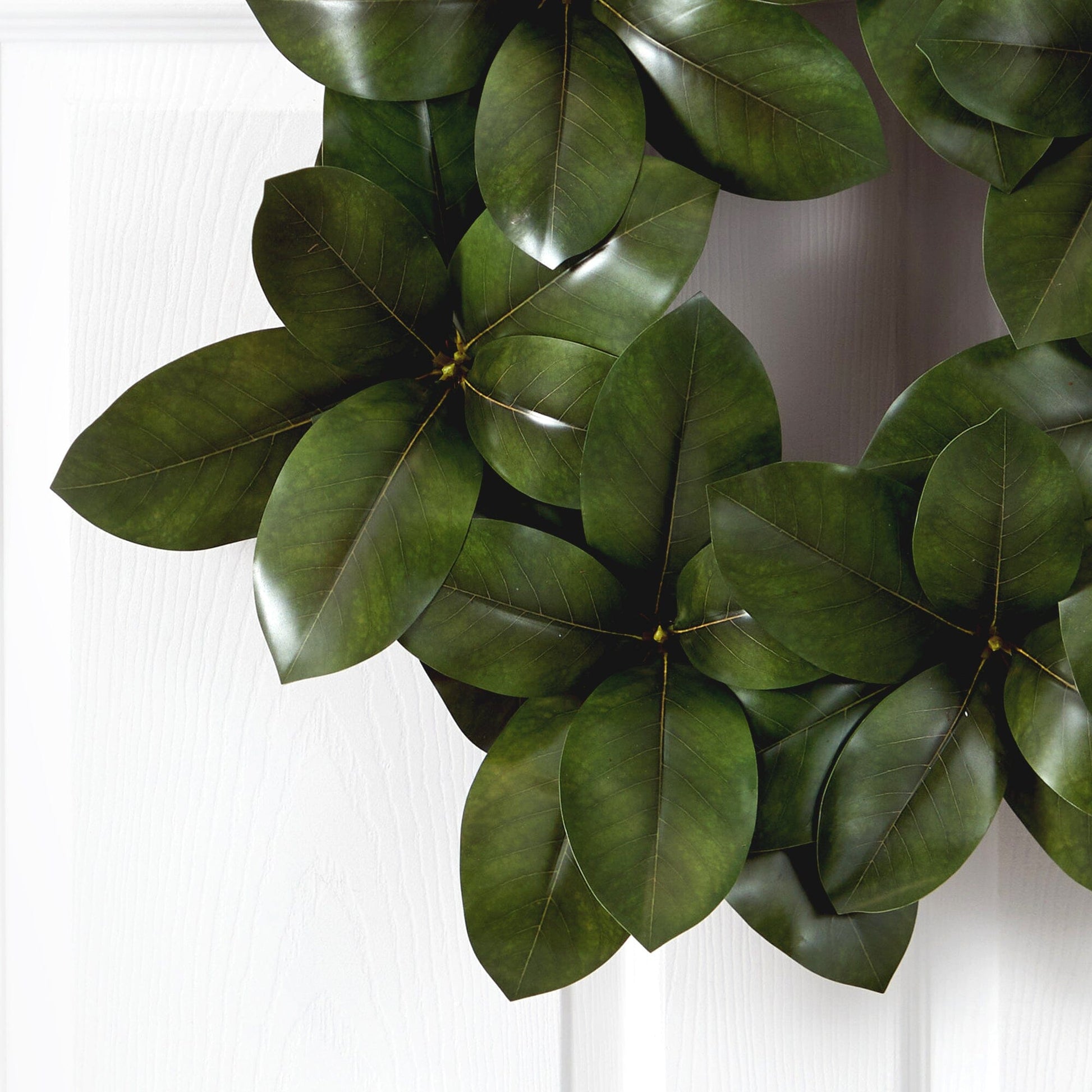 22” Magnolia Leaf Artificial Wreath - TheBOX