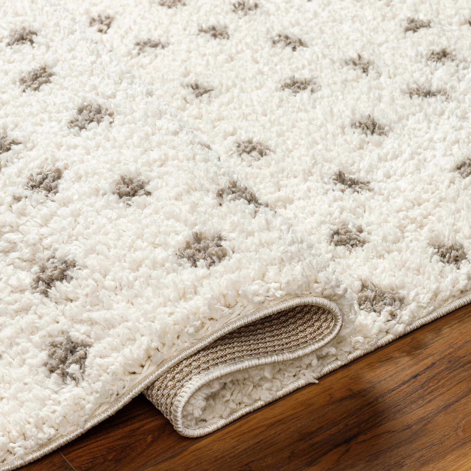 Chaia Dotted Cream & Gray Plush Rug - TheBOX